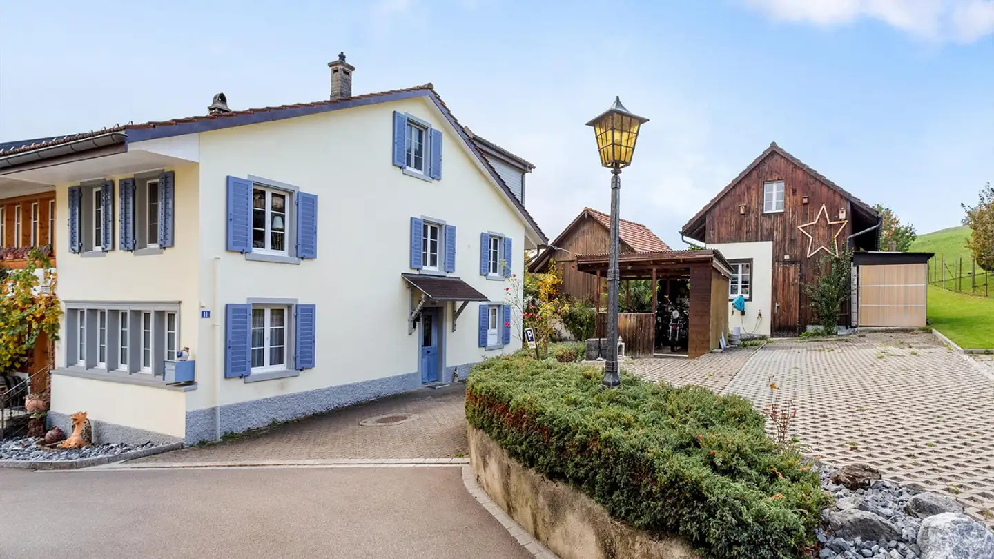 Maison individuelle à vendre - 8345 Adetswil