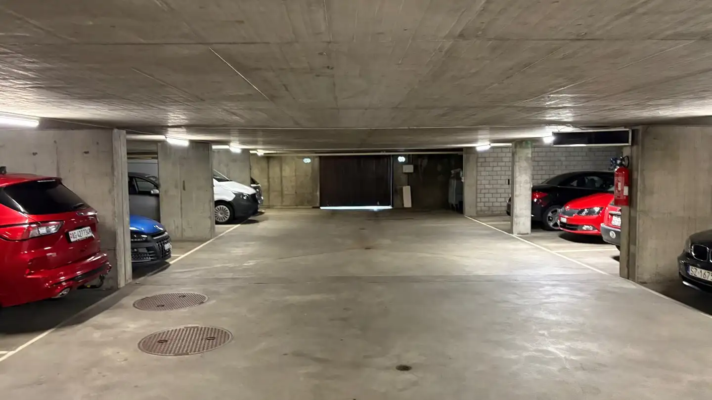 Underground parking space for rent - Suhrerstrasse 25, 5036 Oberentfelden