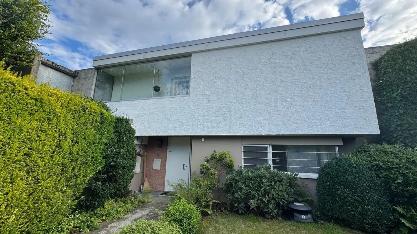 Single house for rent - Reinacherstrasse 64, 4106 Therwil