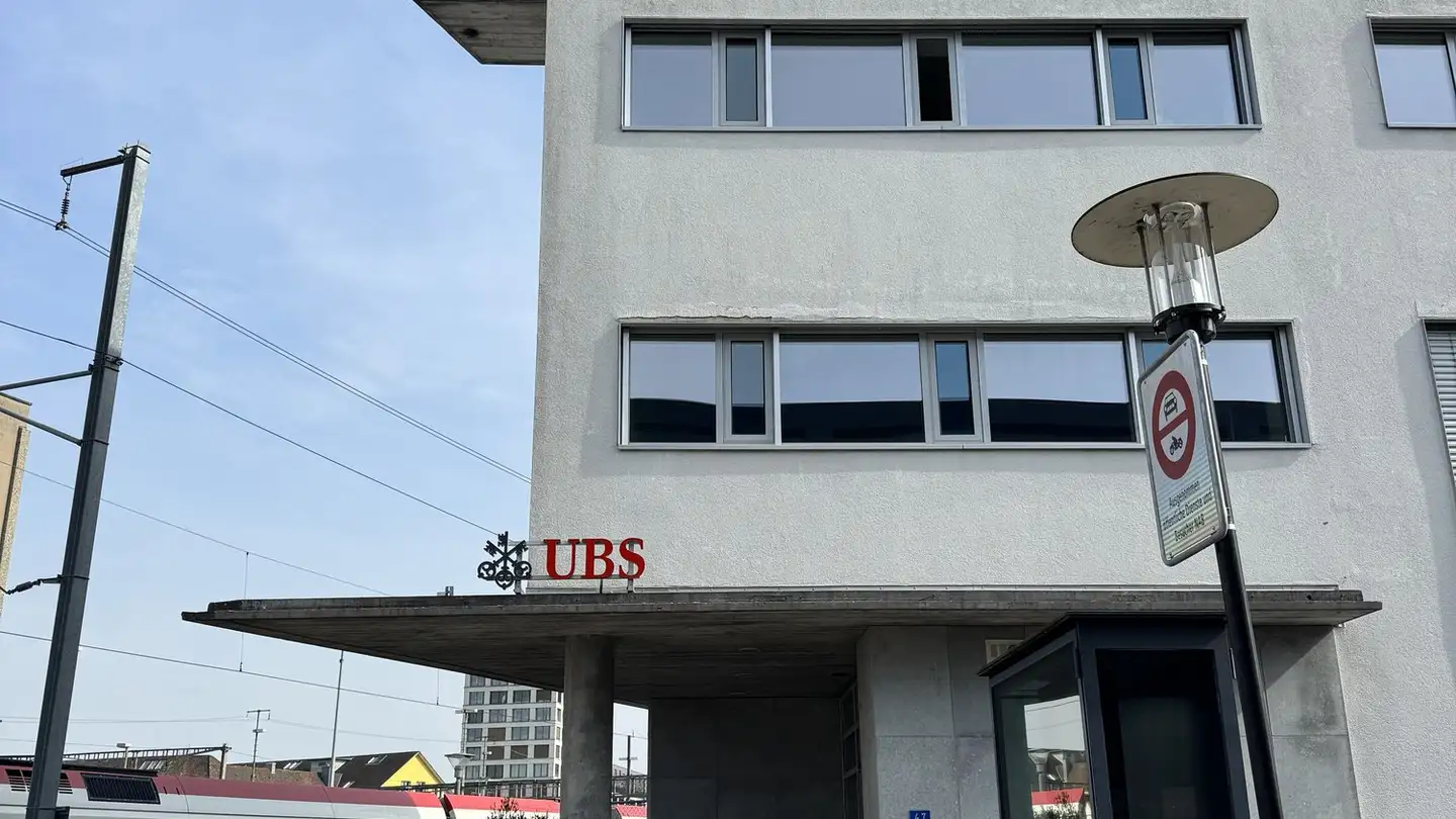 Commercial à louer - Murackerstrasse 1, 5600 Lenzburg