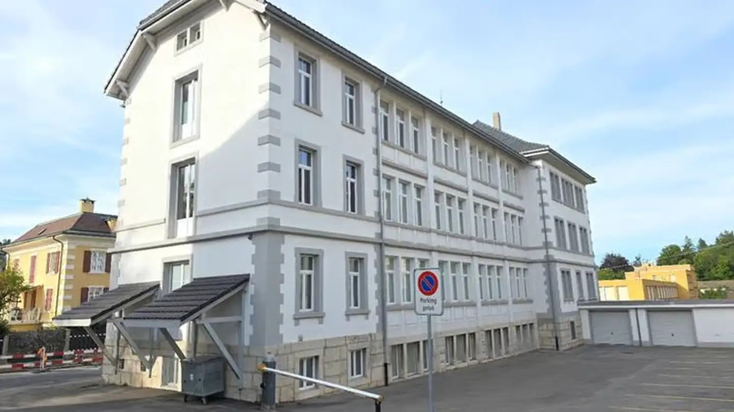 Commercial for sale - 2400 Le Locle - Photo 4