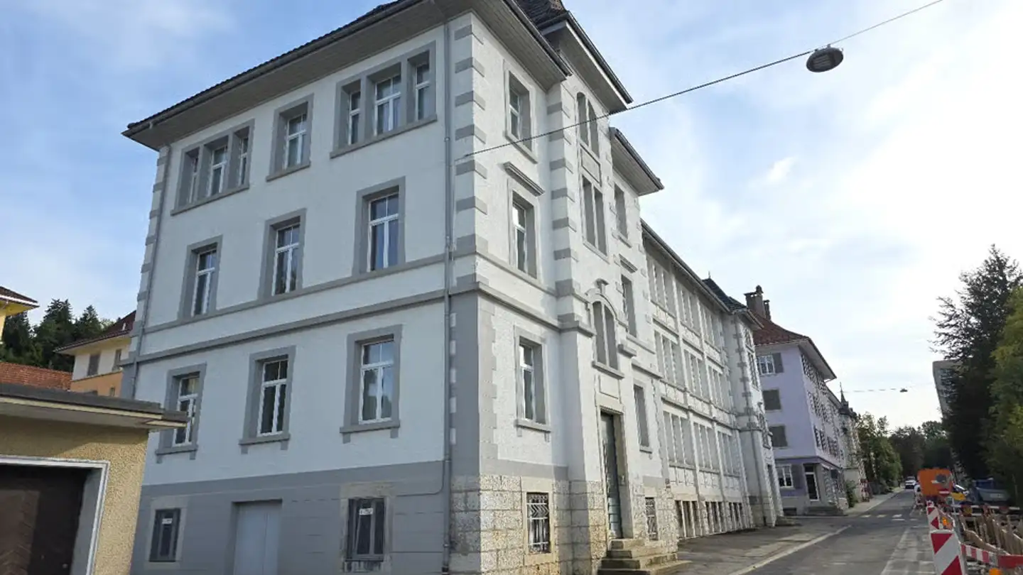 Commercial for sale - 2400 Le Locle - Photo 3