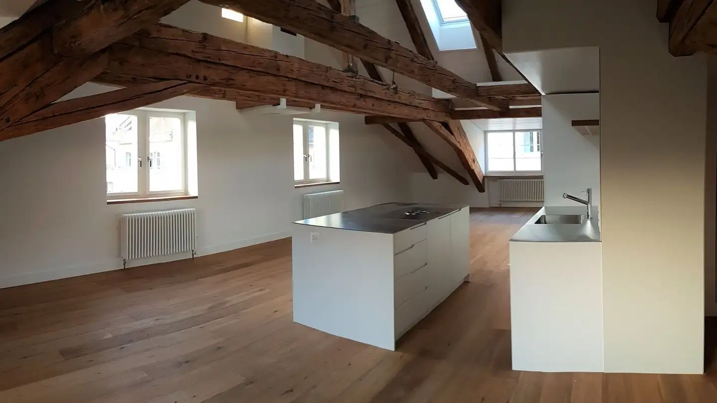 Attique à louer - Marktgasse 61, 8400 Winterthur - Photo 2