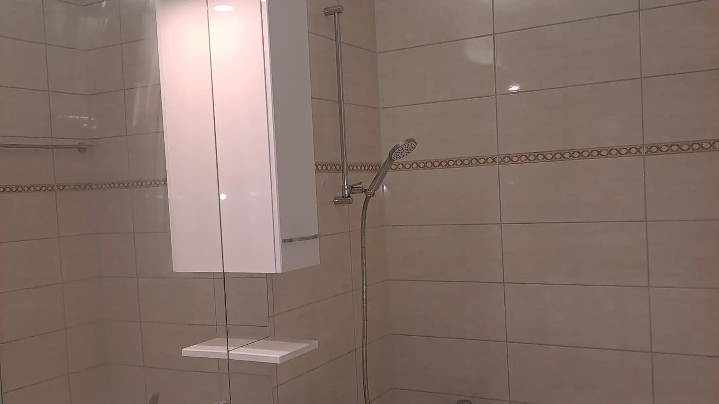 Apartment for rent - Rue de l'Ecluse 64, 2000 Neuchâtel - Photo 2