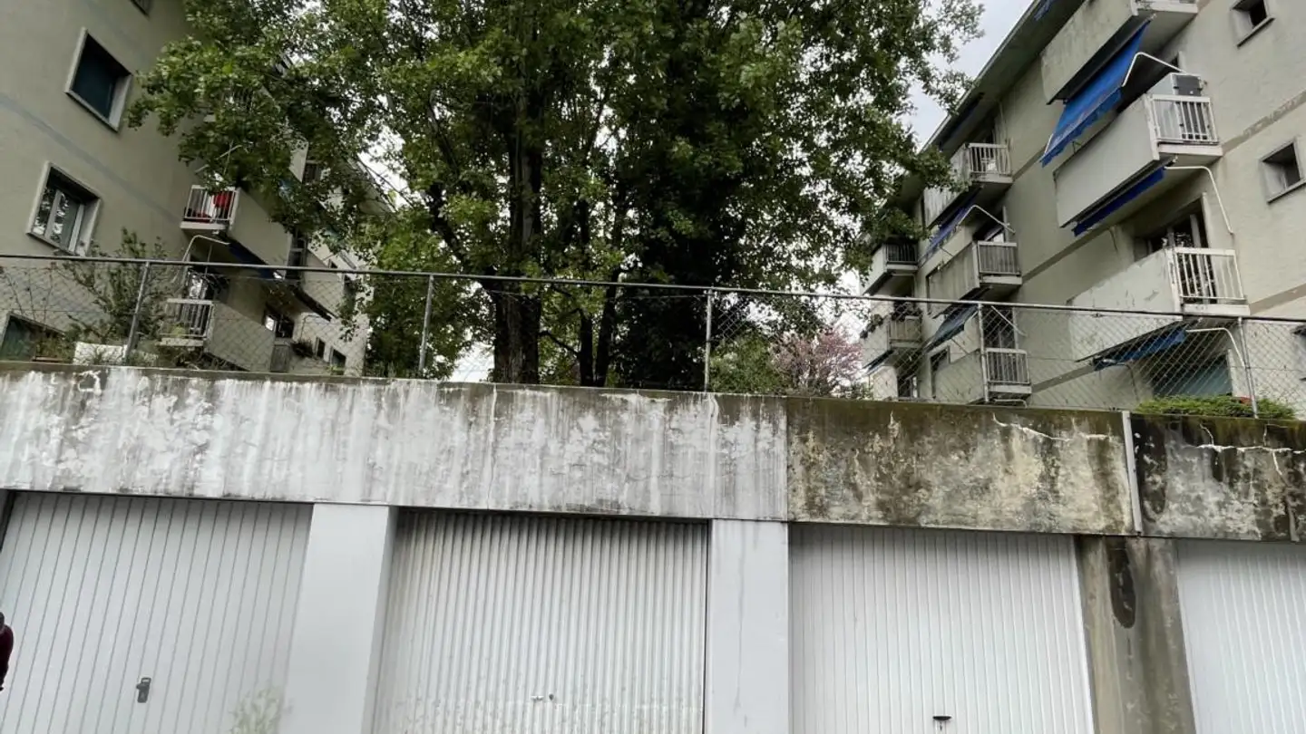 Garage mieten - Avenue De Floréal 11, 1008 Prilly