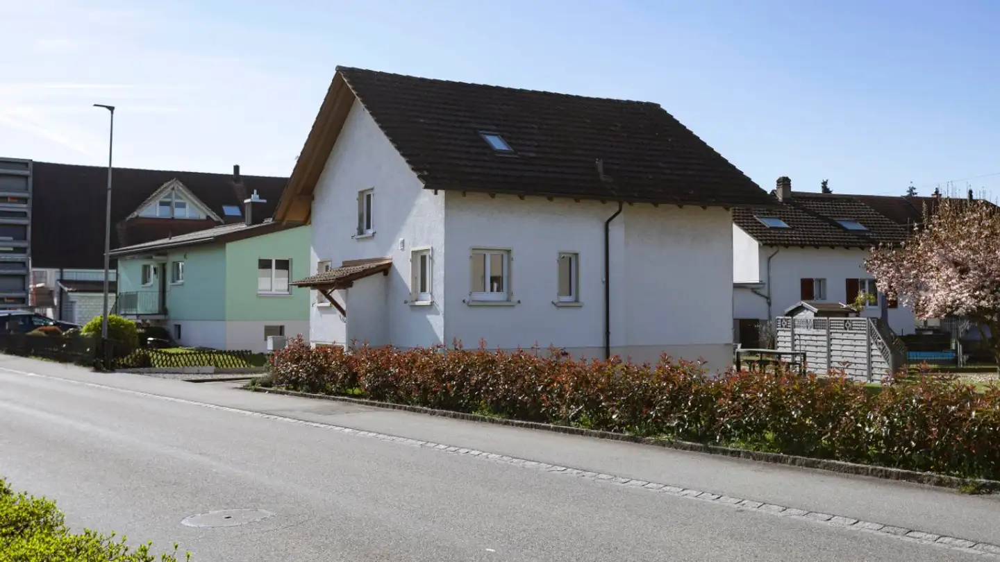 Einfamilienhaus kaufen - Industriestrasse 1, 4553 Subingen