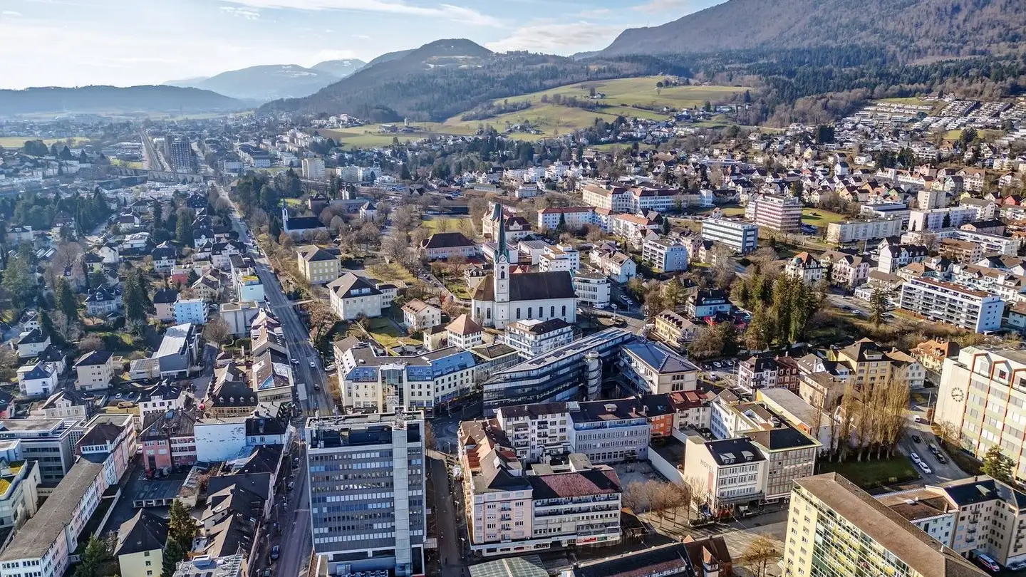 Residential building for sale - 2540 Grenchen