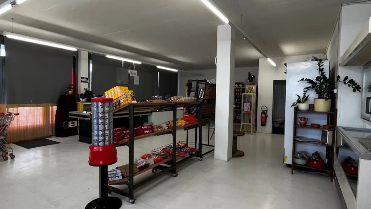 Shop for rent - Hauptstrasse 75, 6260 Reiden - Photo 2