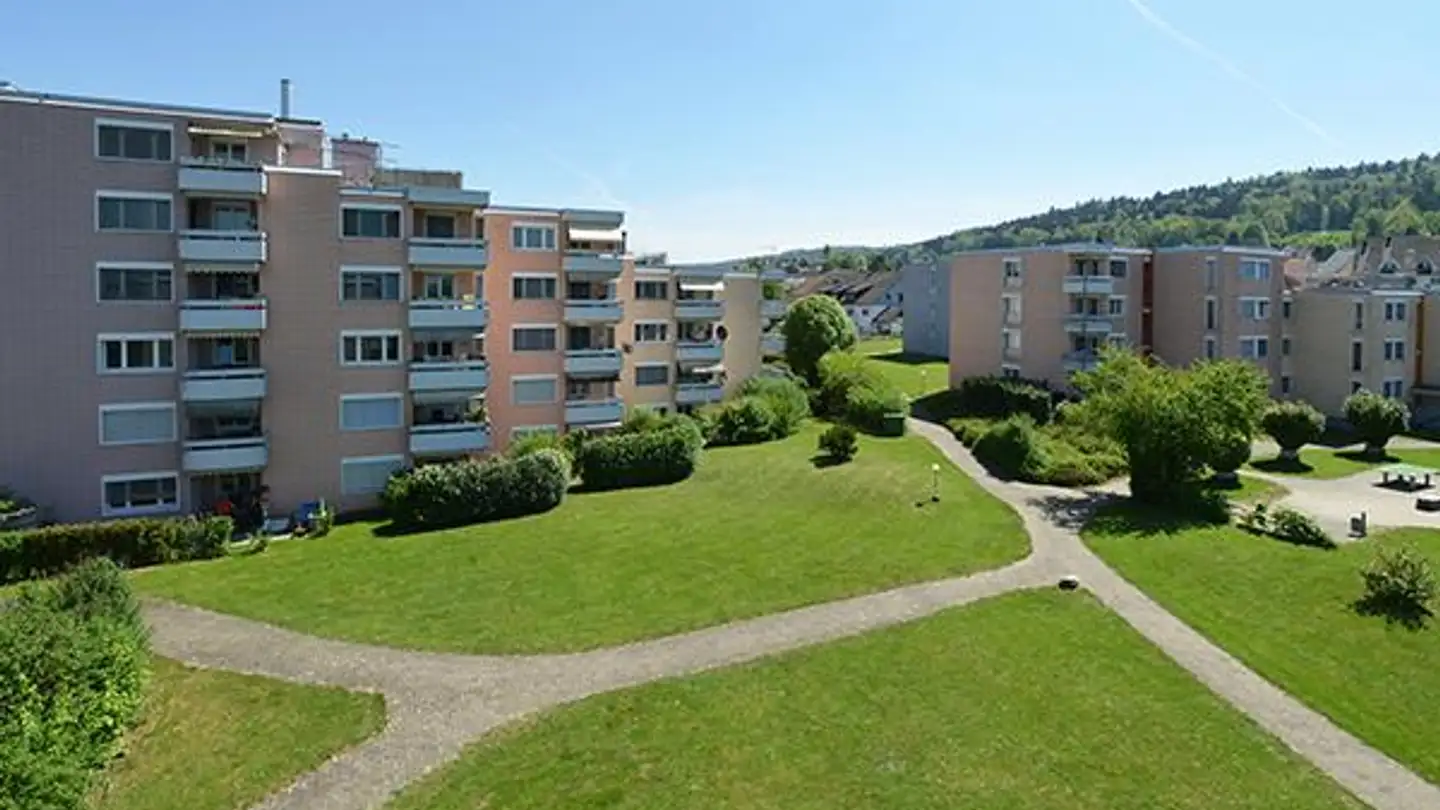 Place de parking souterraine à louer - Vortauenstrasse, 8108 Dällikon