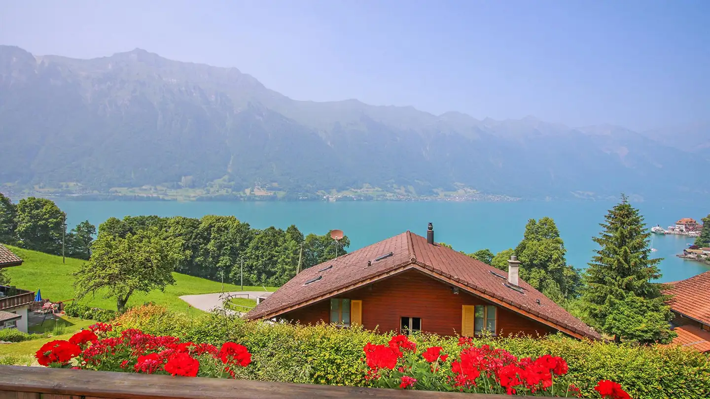 Chalet for sale - Blatte 108a, 3807 Iseltwald - Photo 2