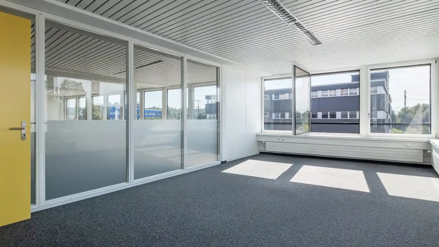 Spazio ufficio in affitto - Hölzliwisenstrasse 2, 8604 Volketswil - Foto 4