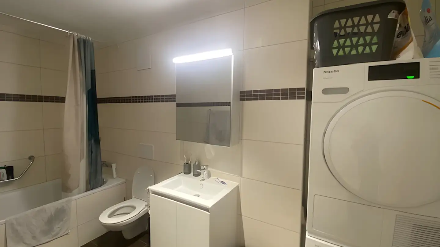 Appartamento in affitto - Rue De L'ancien-Comté 9, 1635 La Tour-de-Trême - Foto 4