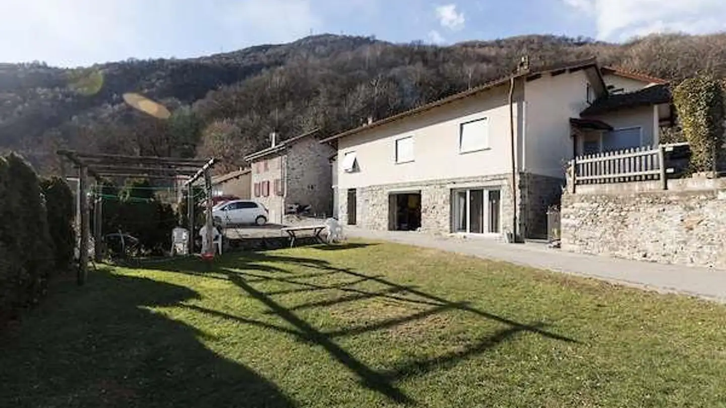 Villa à louer - 6806 Sigirino