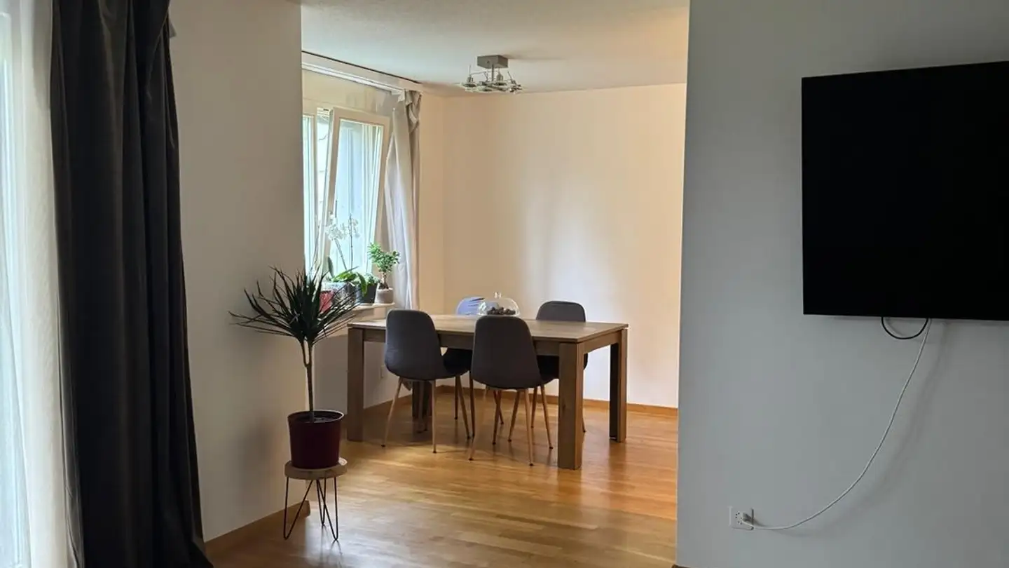 Appartamento in affitto - Schwanenfelsstrasse 12a, 8212 Neuhausen am Rheinfall