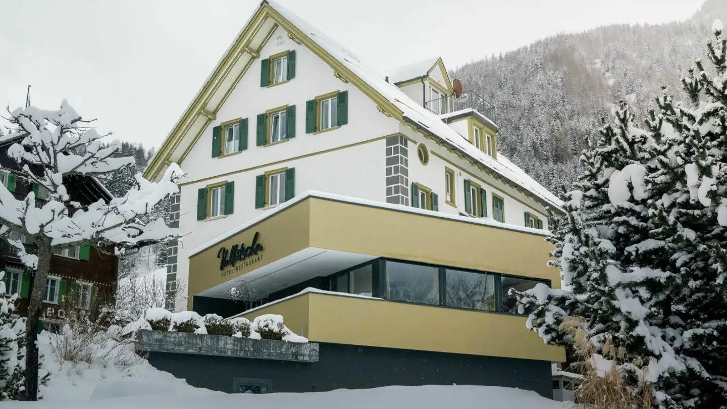 Hotel in vendita - Via Lucmagn 22, 7184 Curaglia - Foto 2