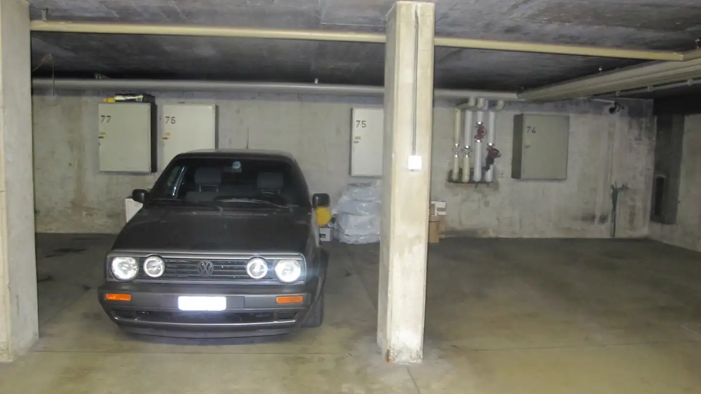 Place de parking souterraine à louer - Bodenacherstrasse 36, 8121 Benglen - Photo 3