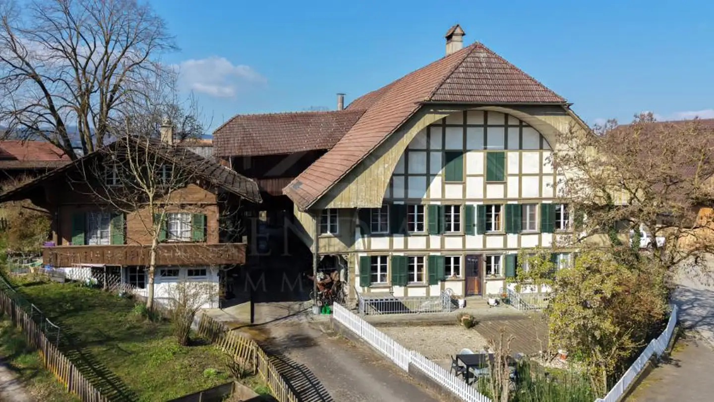 Casa singola in vendita - Lindenweg 4, 3256 Seewil