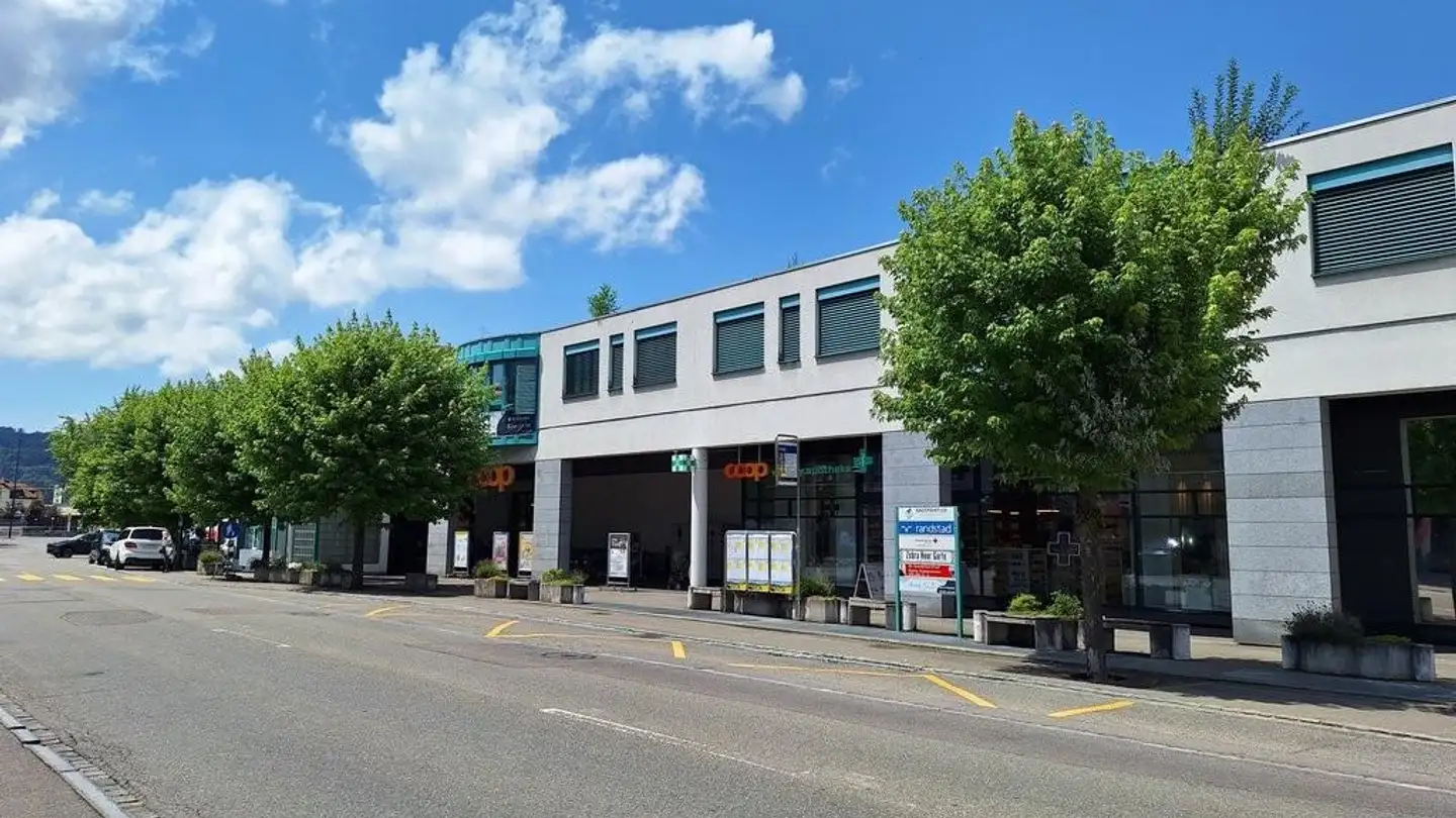 Office space for rent - Alte Bahnhofstrasse 2, 5610 Wohlen AG
