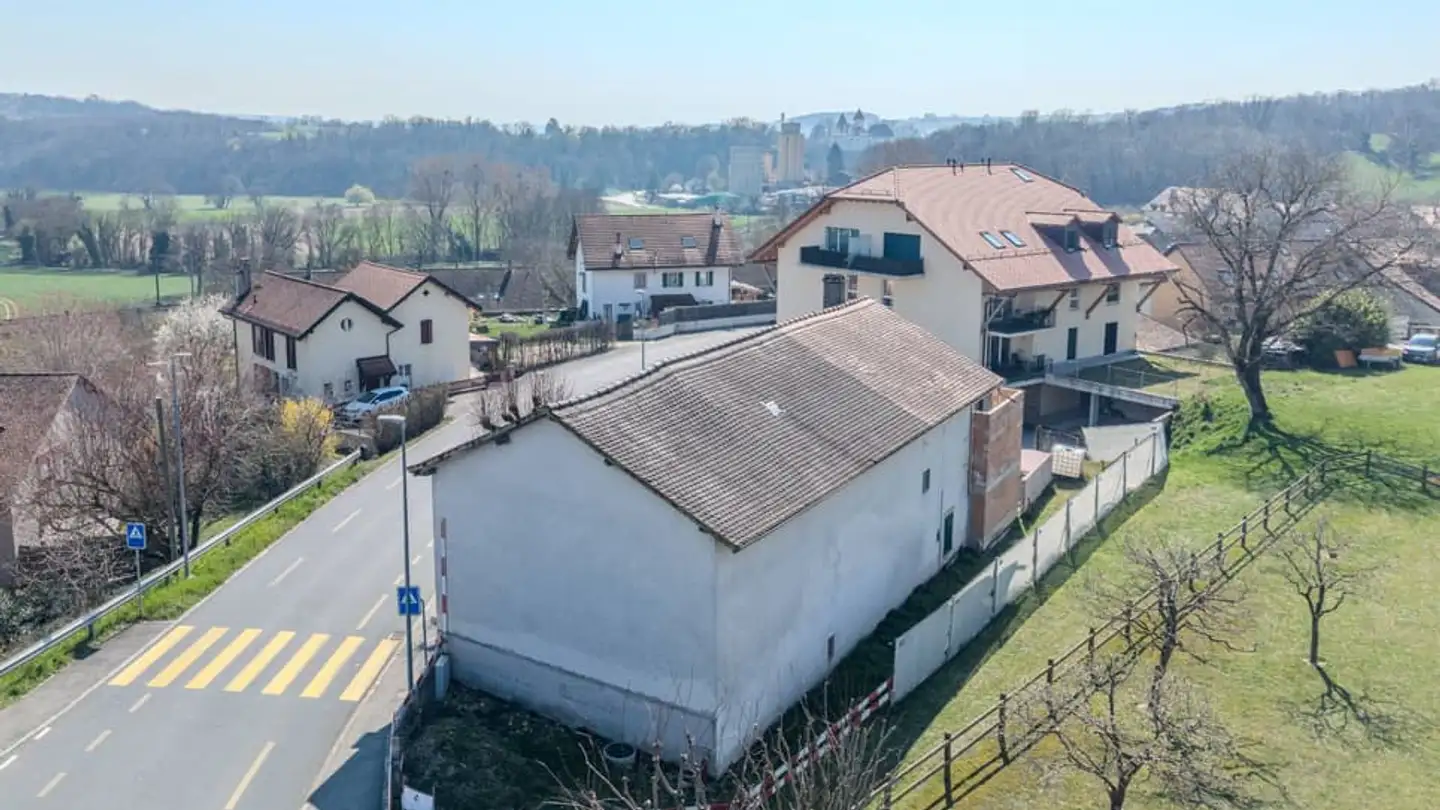 Residential building for sale - 1318 Pompaples