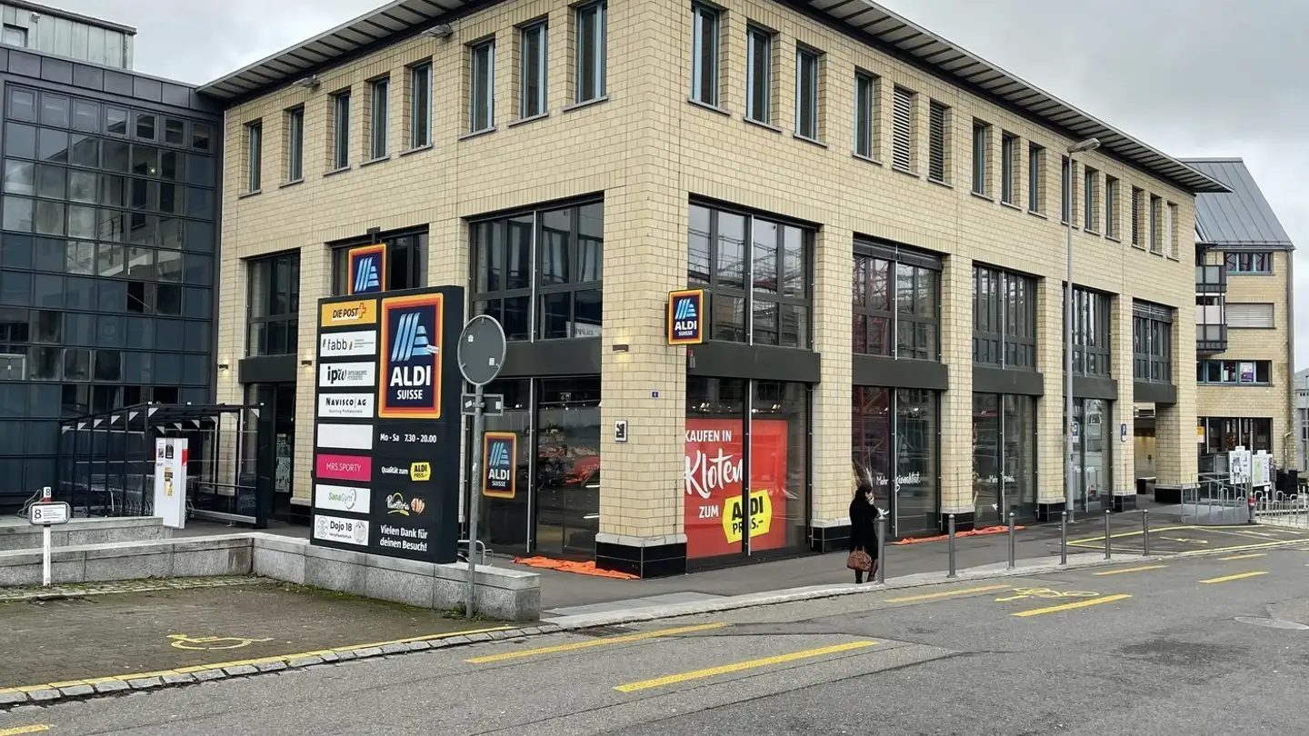 Single garage for rent - Bahnhofstrasse 6, 8302 Kloten - Photo 2