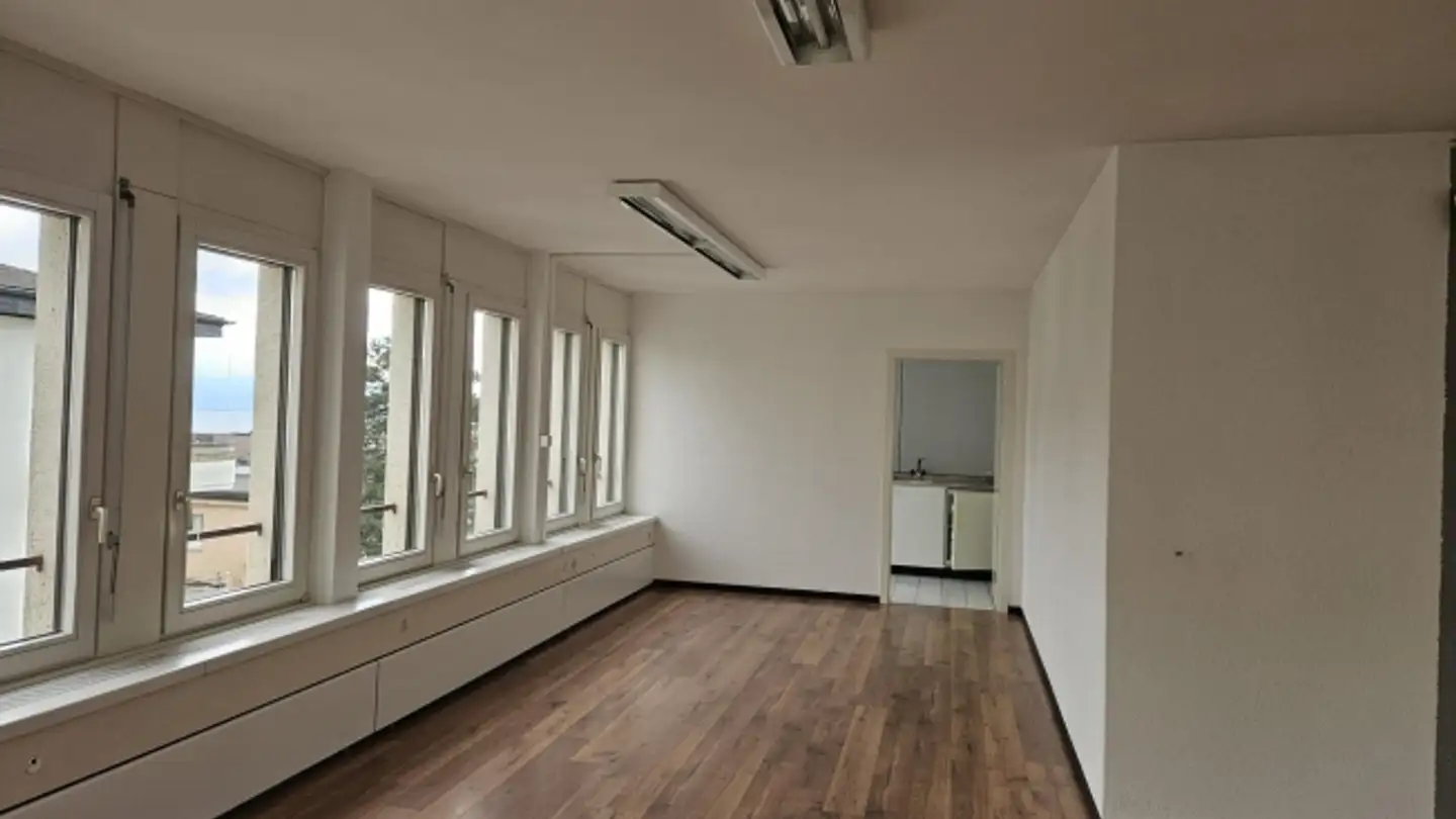 Commercial à louer - Avenue De France 90, 1004 Lausanne - Photo 4