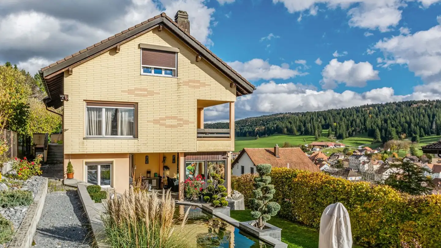 Single house for sale - Rue Du Crêt-Georges 19, 2720 Tramelan - Photo 2