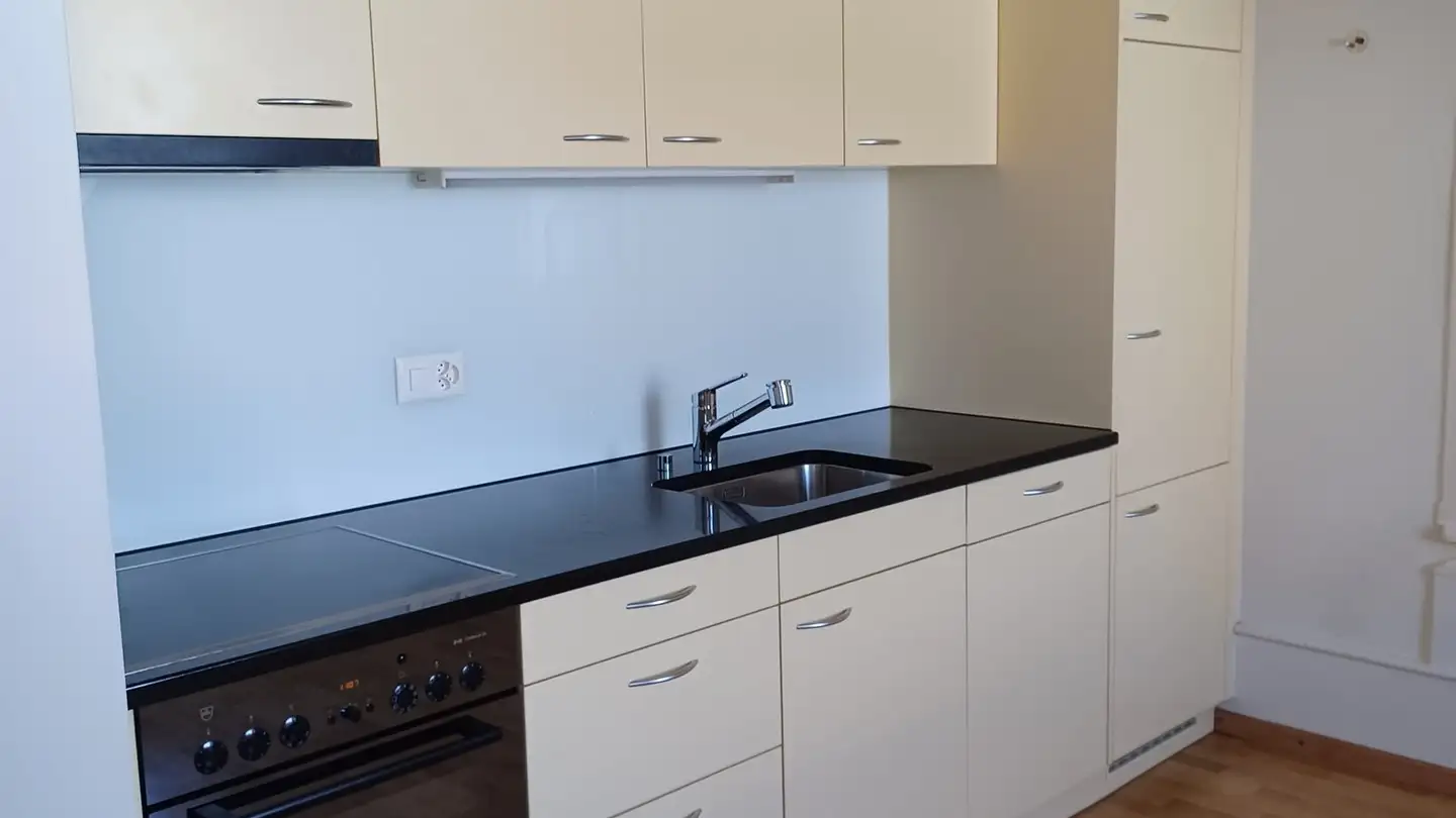 Attic flat for rent - Aarauerstrasse 98, 4600 Olten - Photo 2