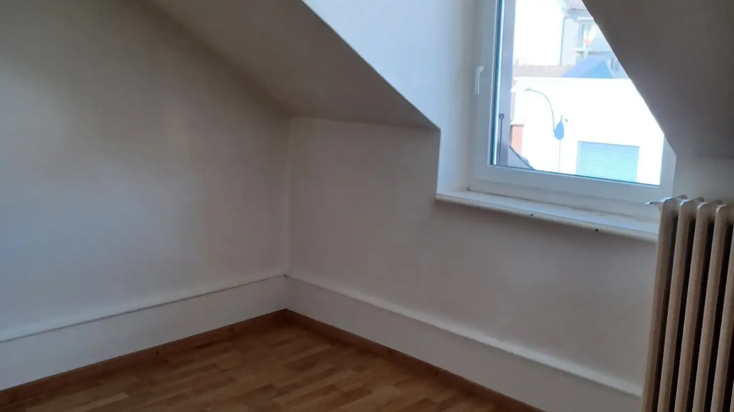Attic flat for rent - Aarauerstrasse 98, 4600 Olten - Photo 3