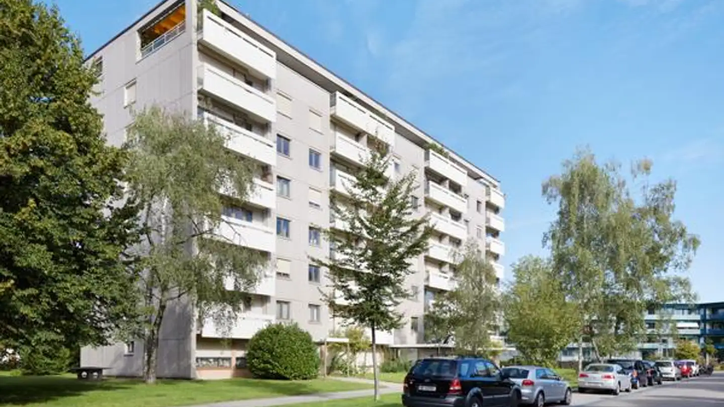 Place de parking extérieure à louer - Riehenstrasse 3, 4127 Birsfelden