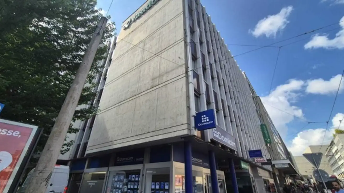 Commercial à louer - Rue Saint-Pierre / St. Peter-Gasse 18a, 1700 Fribourg