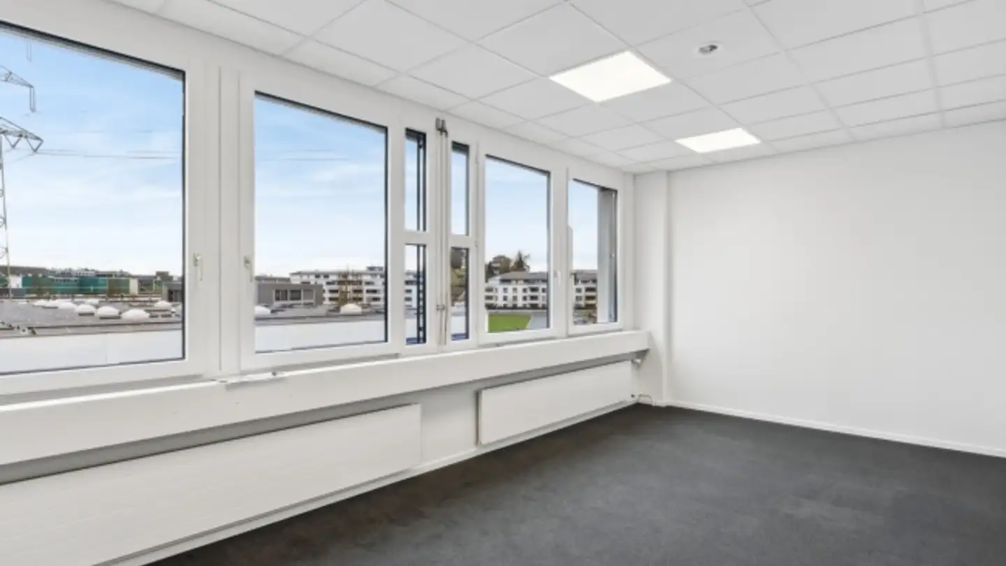 Bürofläche mieten - Sennweidstrasse 43, 6312 Steinhausen - Foto 2