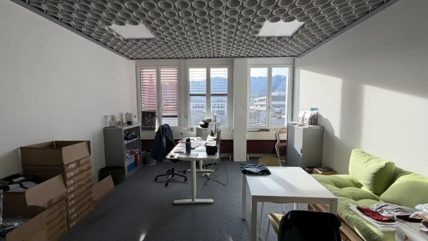 Office space for rent - Gewerbestrasse 16, 8132 Egg b. Zürich