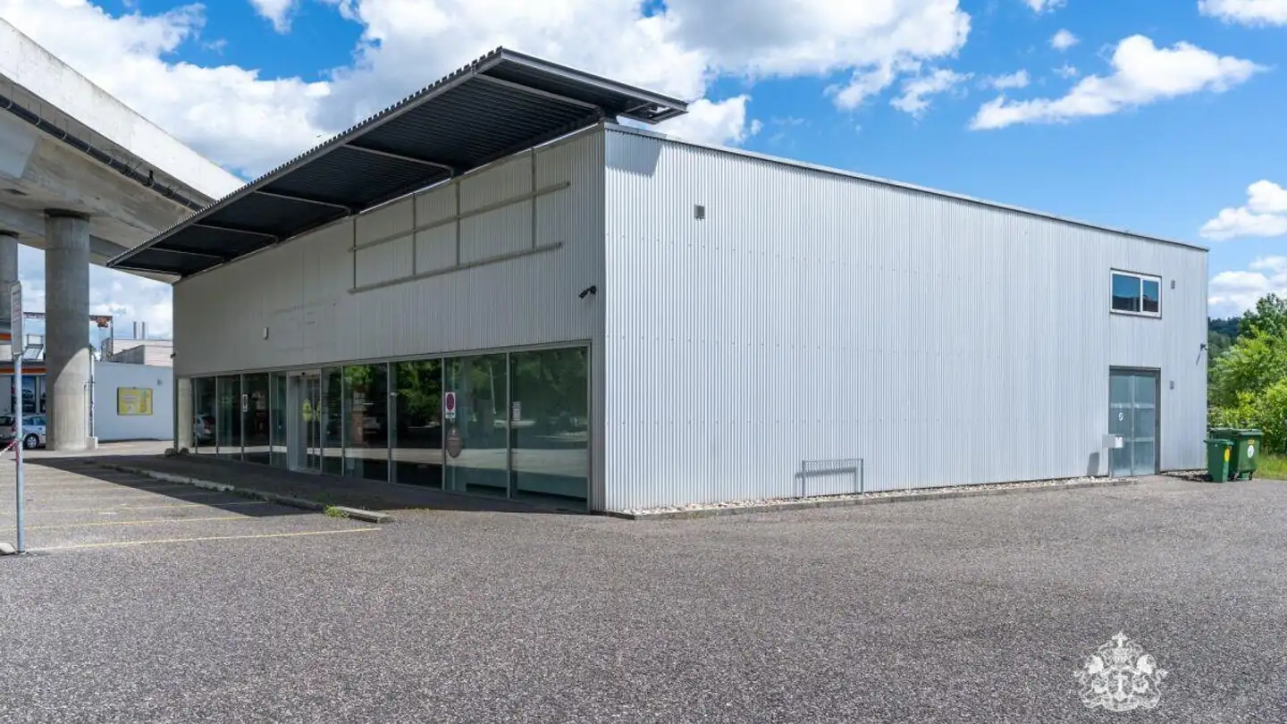 Gewerbe mieten - Route De Soleure / Solothurnstrasse 130, 2504 Biel/Bienne