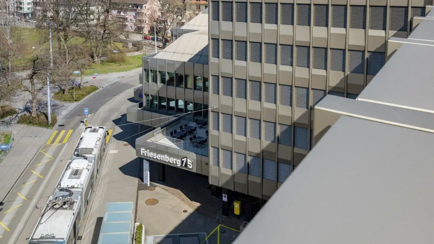 Tiefgaragenstellplatz mieten - Friesenbergstrasse 75, 8055 Zürich - Foto 2