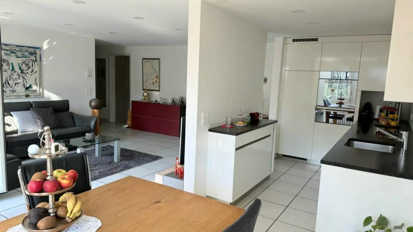 Appartement à vendre - Curtibergstrasse, 8646 Wagen