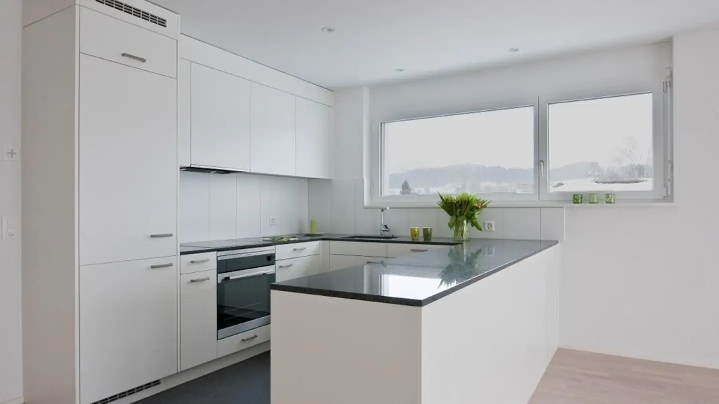 Attique à louer - Zihlstrasse 46a, 8340 Hinwil - Photo 3