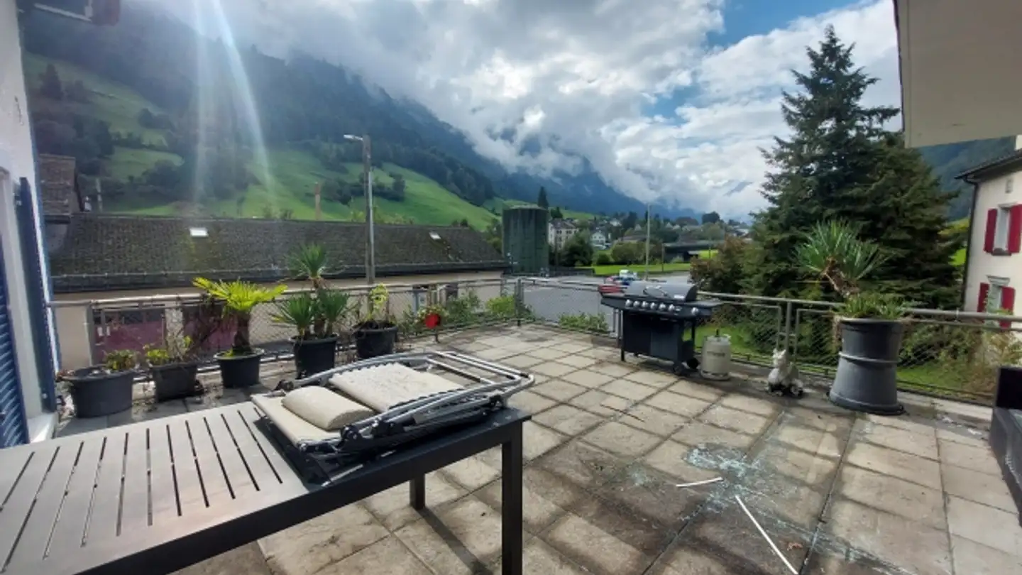 Stepped apartment for rent - 8775 Luchsingen