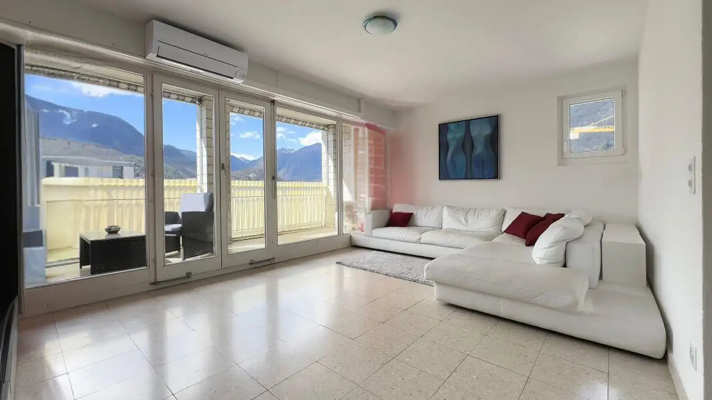 Appartamento in vendita - Via Locarno 92, 6616 Losone