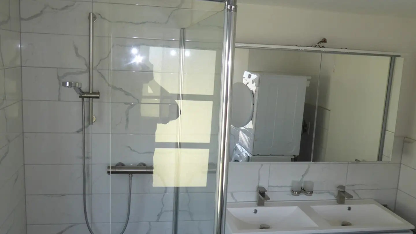 Apartment for rent - Netstalerstrasse 14, 8753 Mollis - Photo 4