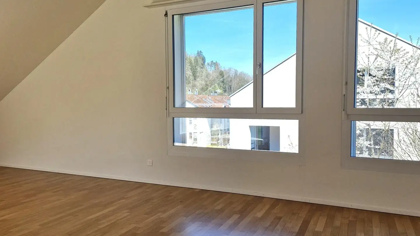 Wohnung mieten - Püntenstrasse 4, 8143 Stallikon - Foto 3