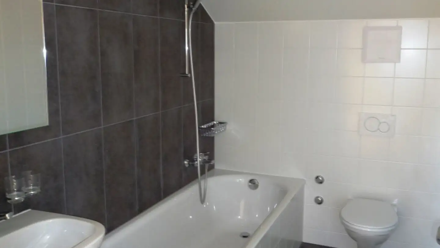 Apartment for rent - Rue De La Maladière, 2000 Neuchâtel - Photo 3