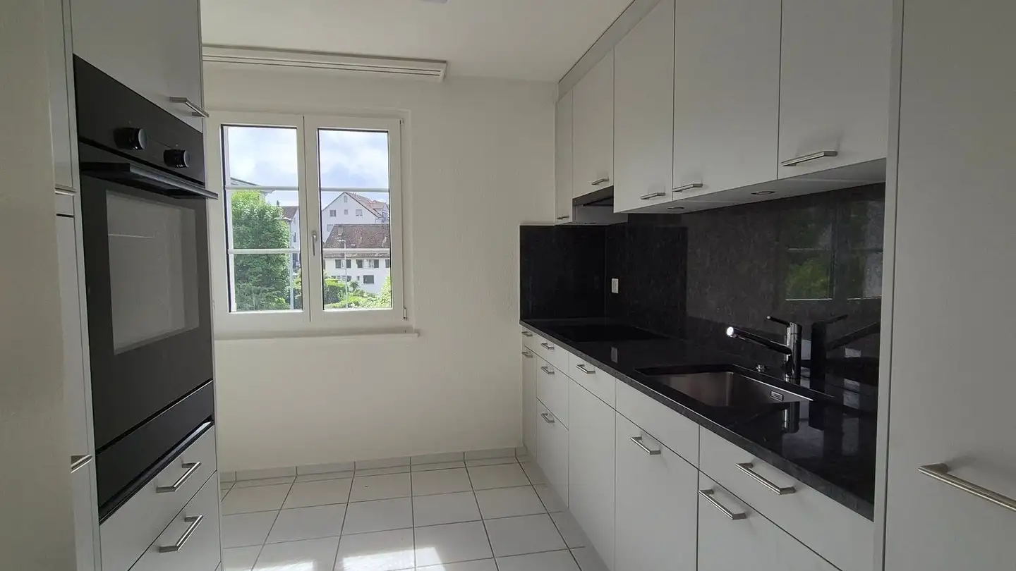 Attique à louer - Alte Landstrasse 154, 8708 Männedorf - Photo 2