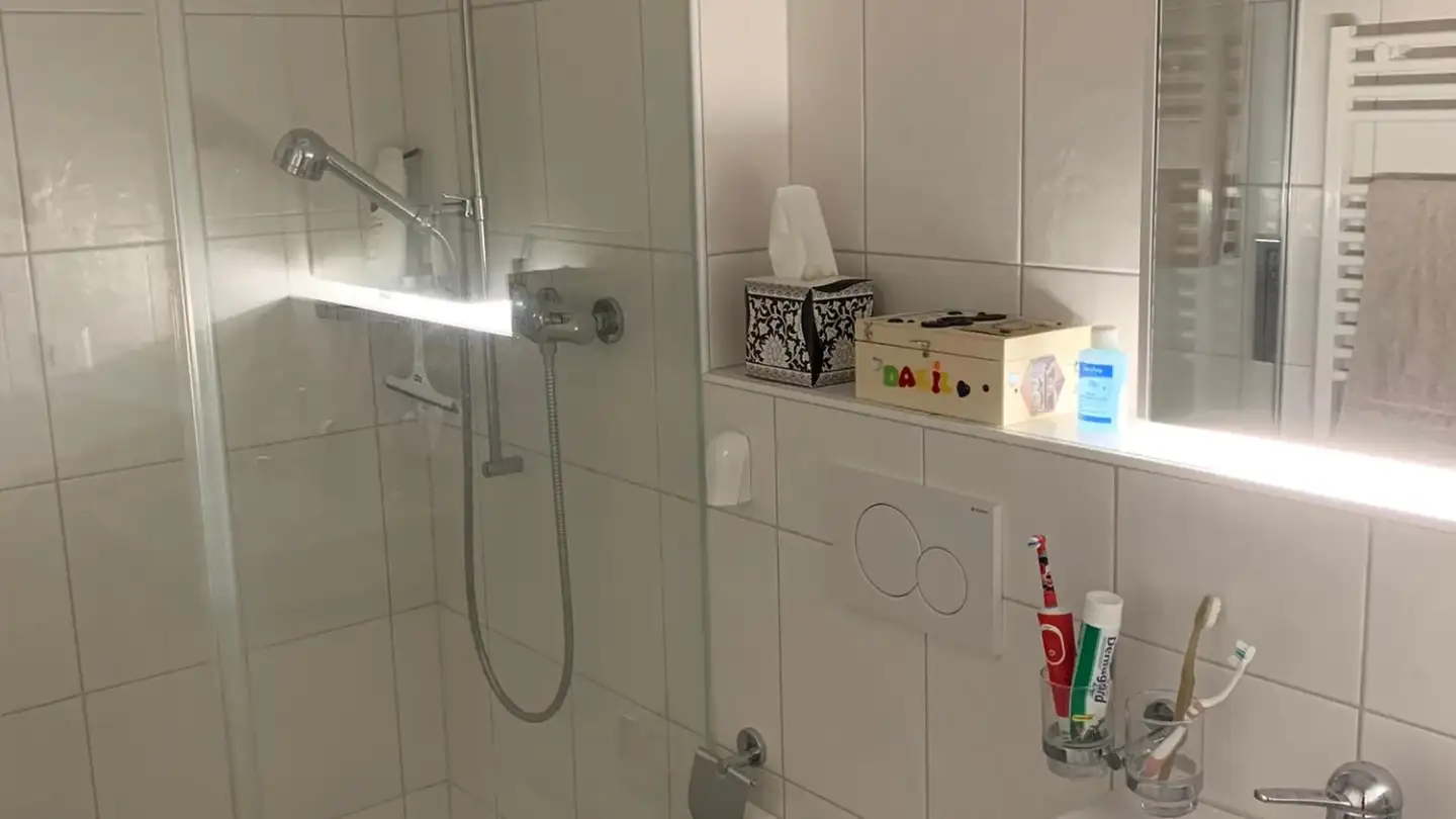 Single room for rent - Chemin Des Fléoles / Lischenweg, 2503 Biel/Bienne - Photo 4