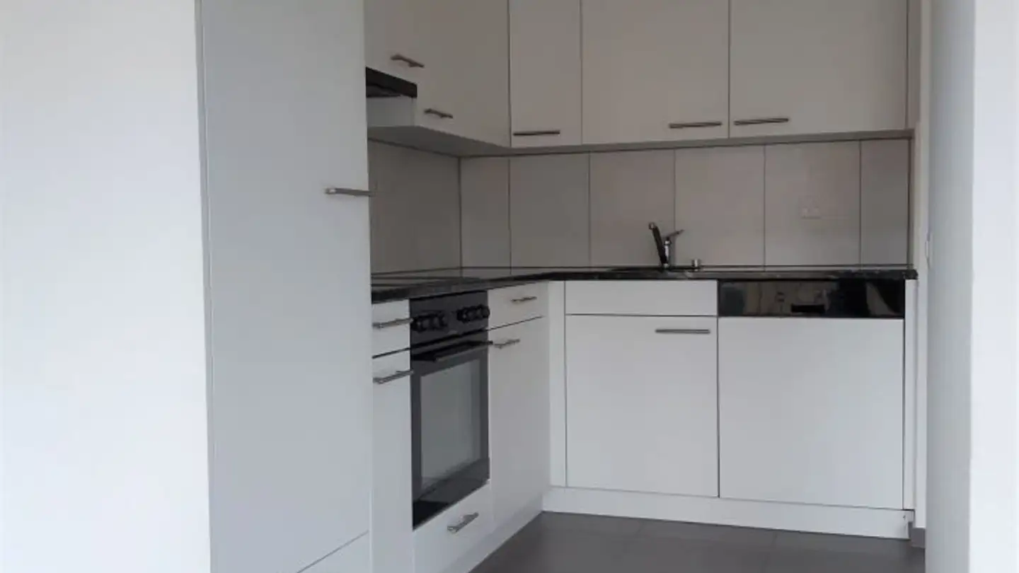 Wohnung mieten - Burgunderweg, 3232 Ins - Foto 2