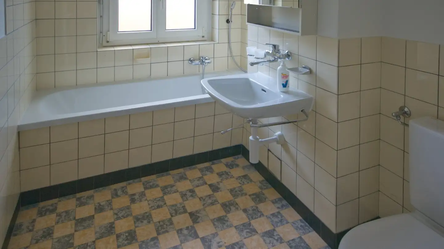 Apartment for rent - Im Pünt 43, 8105 Watt - Photo 4