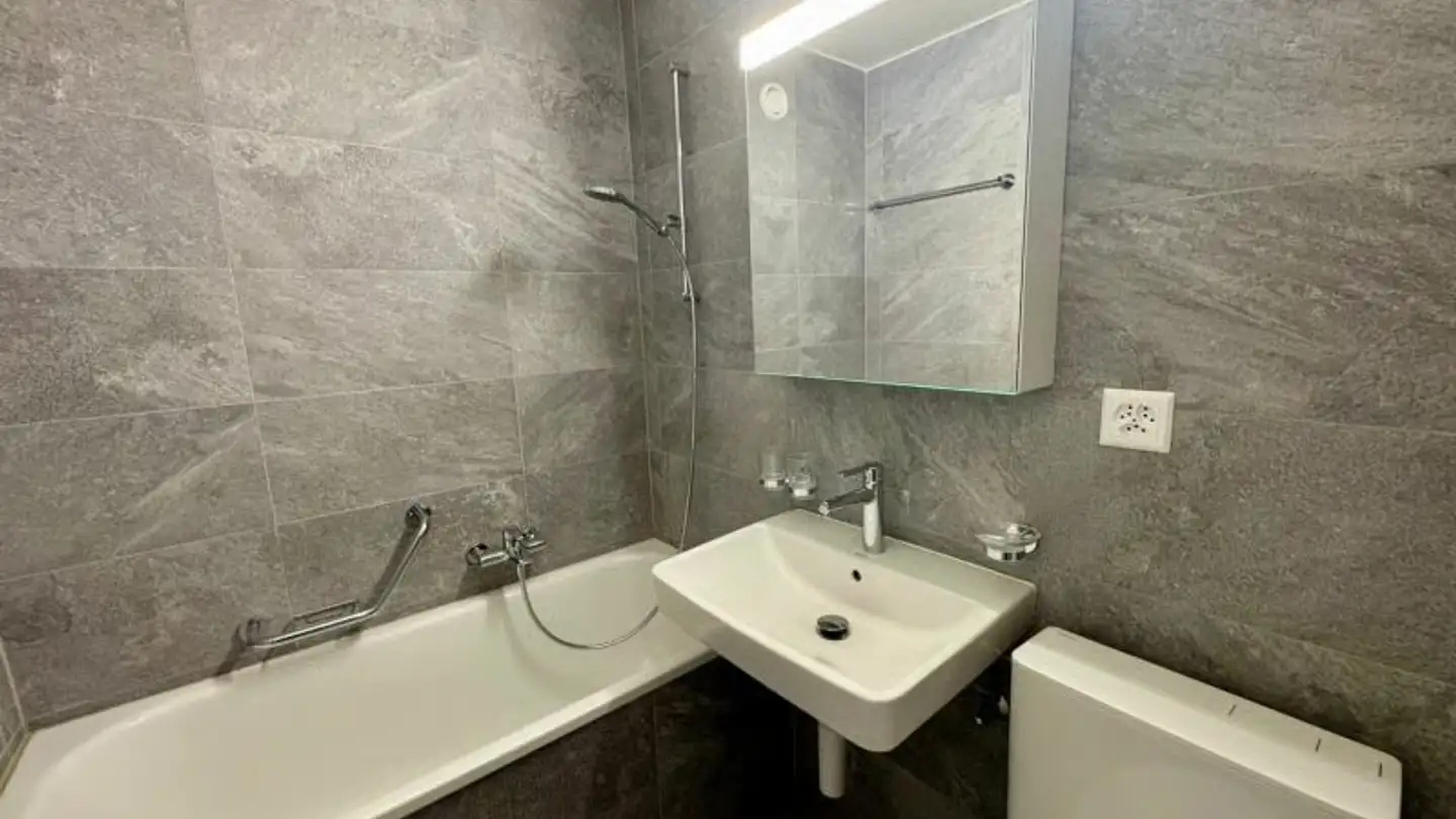 Wohnung mieten - Rue De La Charrière 89, 2300 La Chaux-de-Fonds - Foto 3