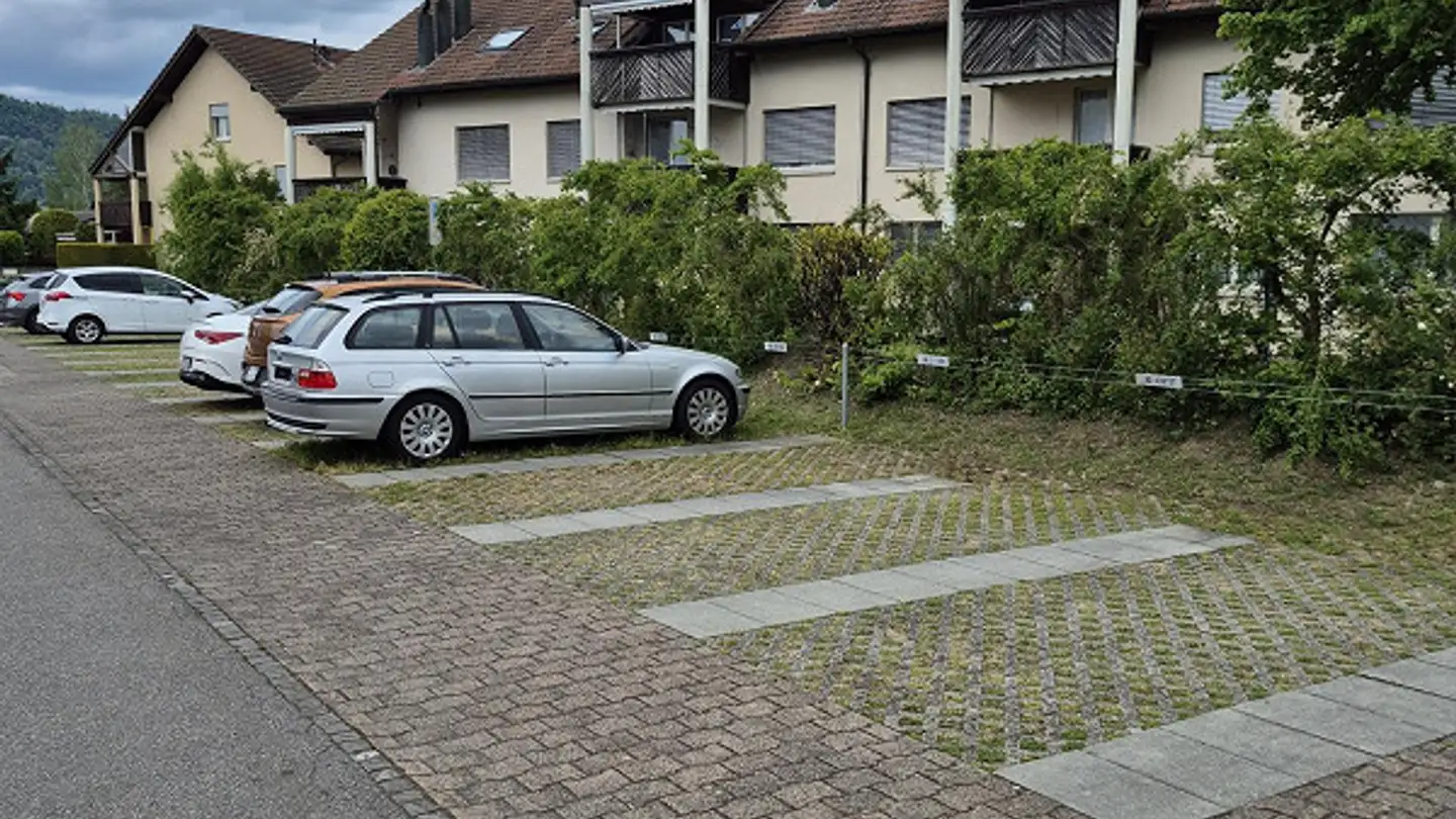 Parcheggio esterno in affitto - Obristweg, 4665 Oftringen