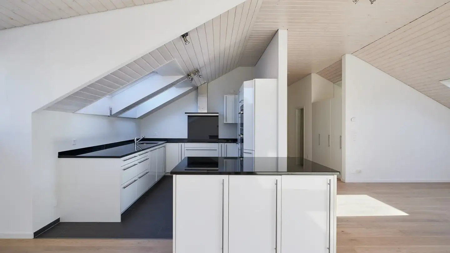 Dachgeschosswohnung kaufen - Haselstrasse 6, 4103 Bottmingen - Foto 2