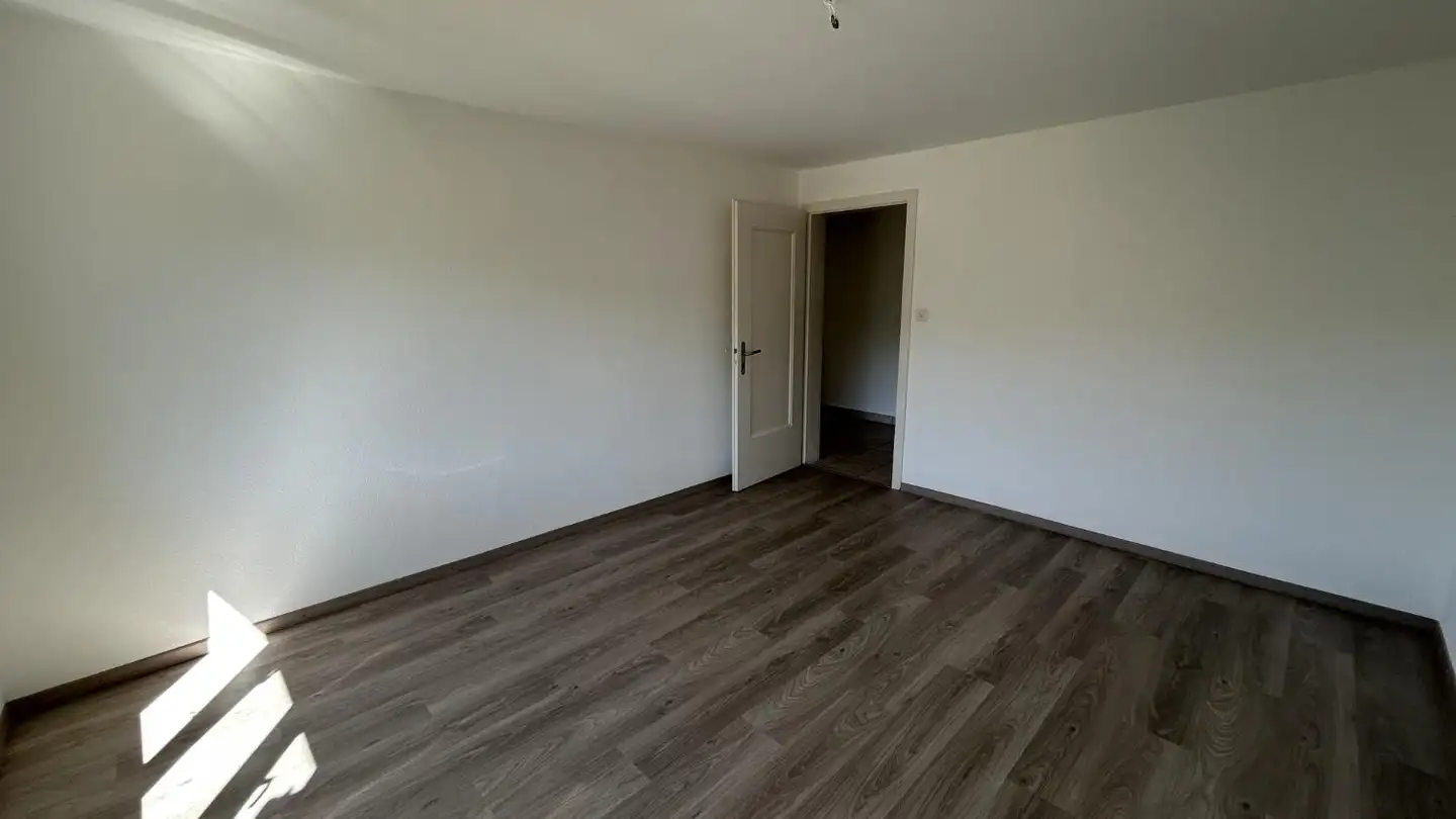 Wohnung mieten - Rue Paul-Charmillot 82, 2610 St-Imier - Foto 2