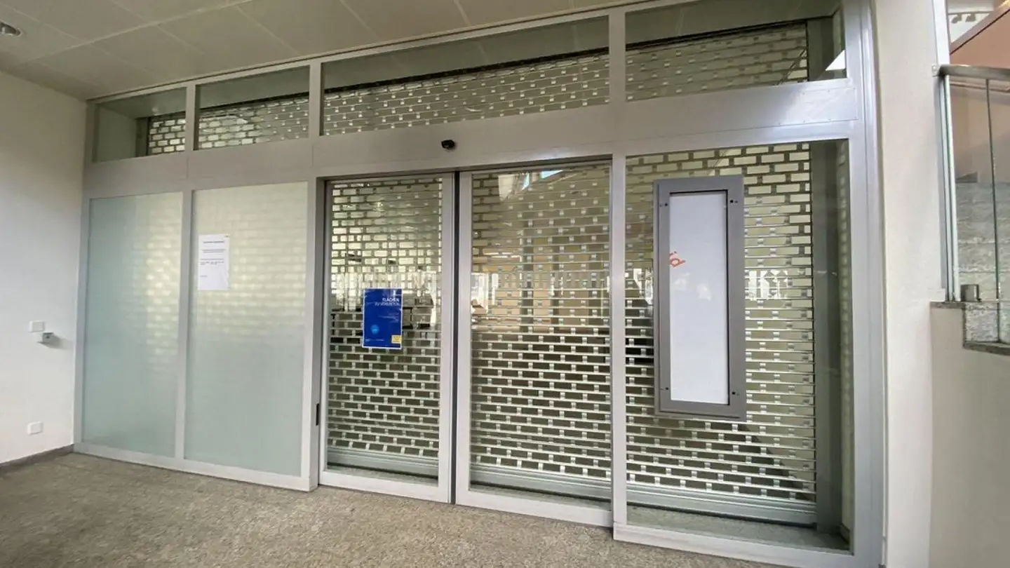 Commercial à louer - Bahnhofstrasse Platz 3, 7270 Davos Platz - Photo 4